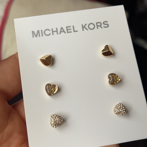 Michael Kors LOGO Heart Stud 3 Pair Set Earrings - Picture 6 of 8